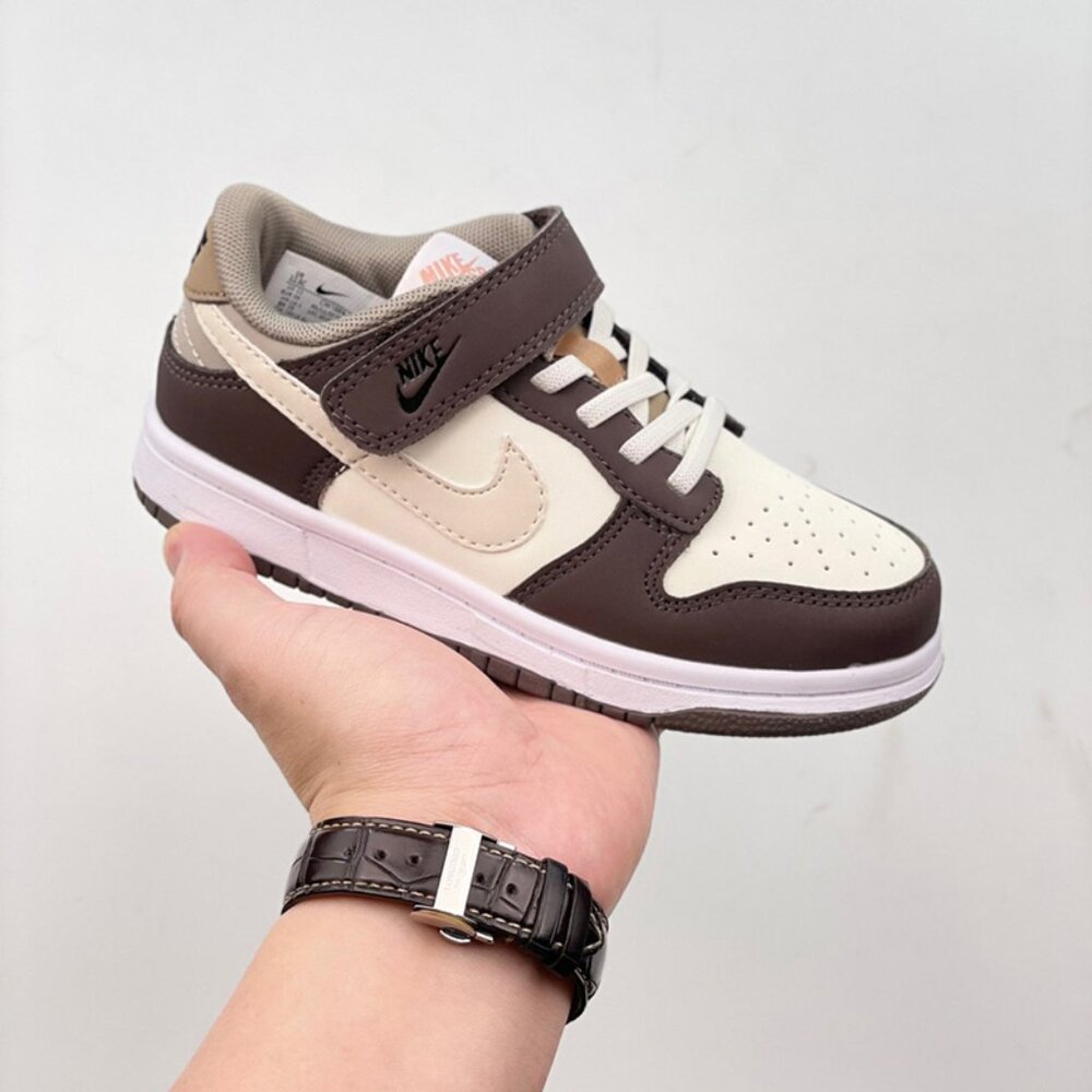 Nike SB Dunk Low White Brown Sneakers